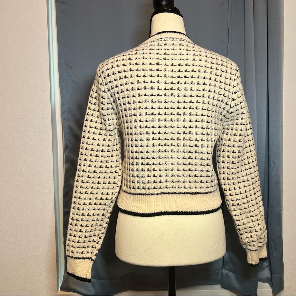 SHEIN Black and Cream Patterned Knit sweater - Picture 9 of 12